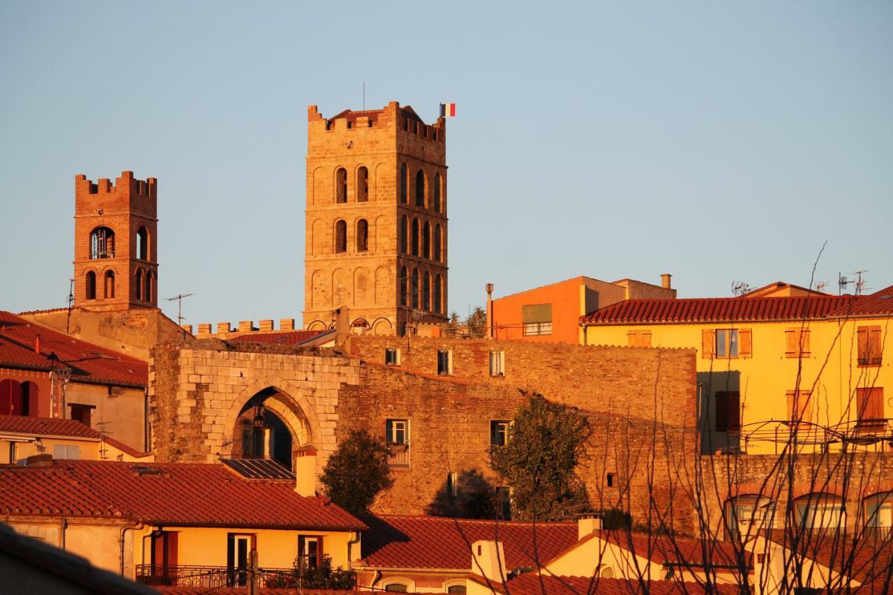 Maison Au Pied De La Cathedrale Elne Exteriér fotografie